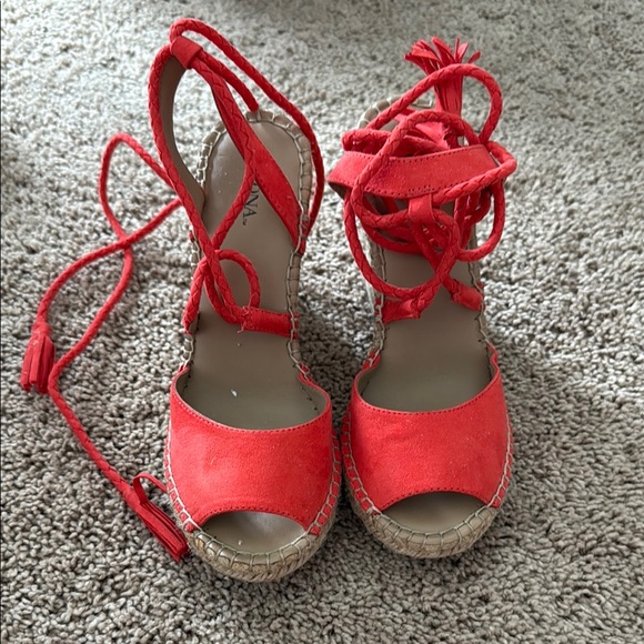 Merona Red Espadrille Wedge Sandals with Ankle Wrap - Picture 1 of 3